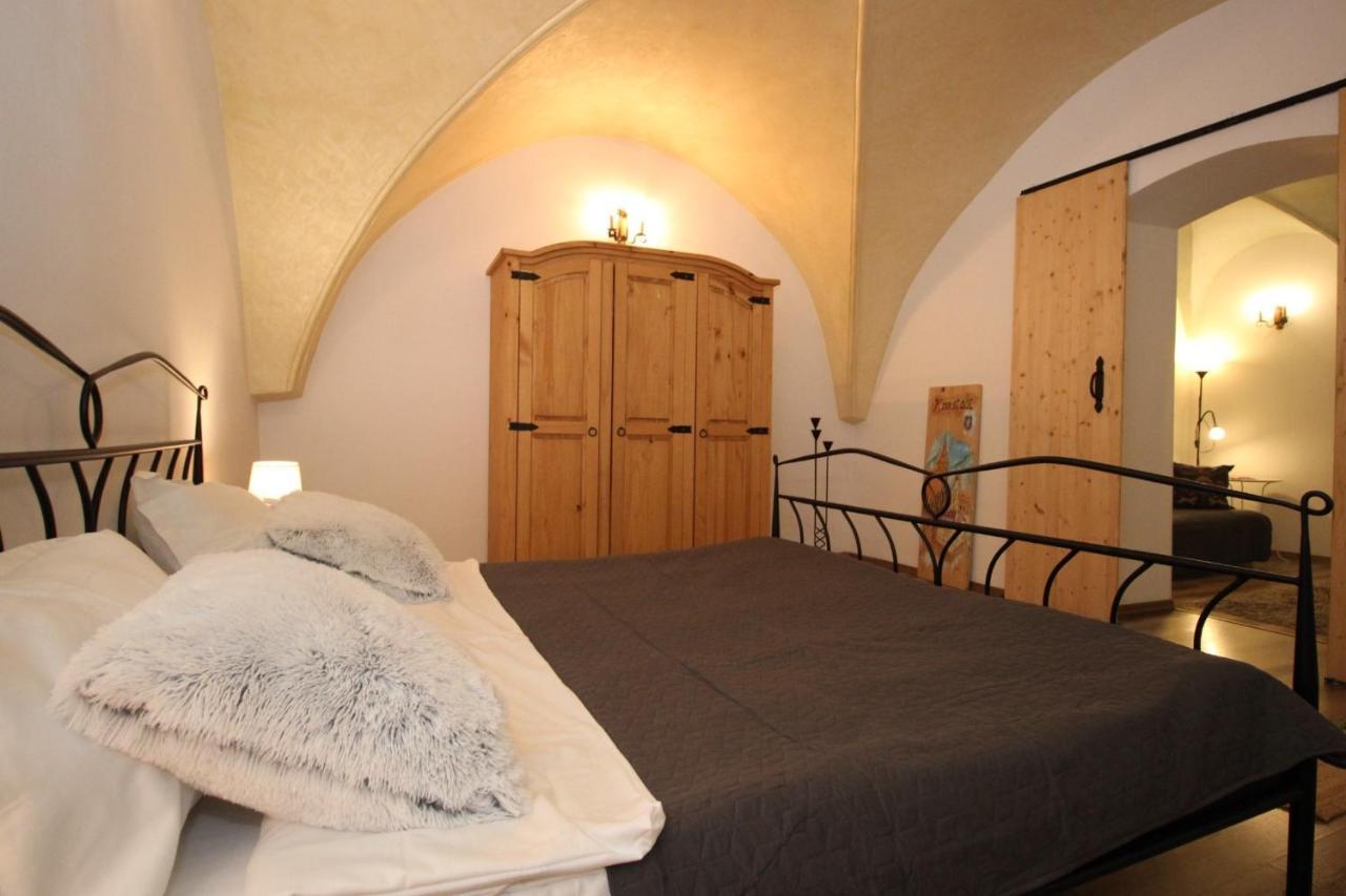 Gothic Apartment Brasov Exterior photo