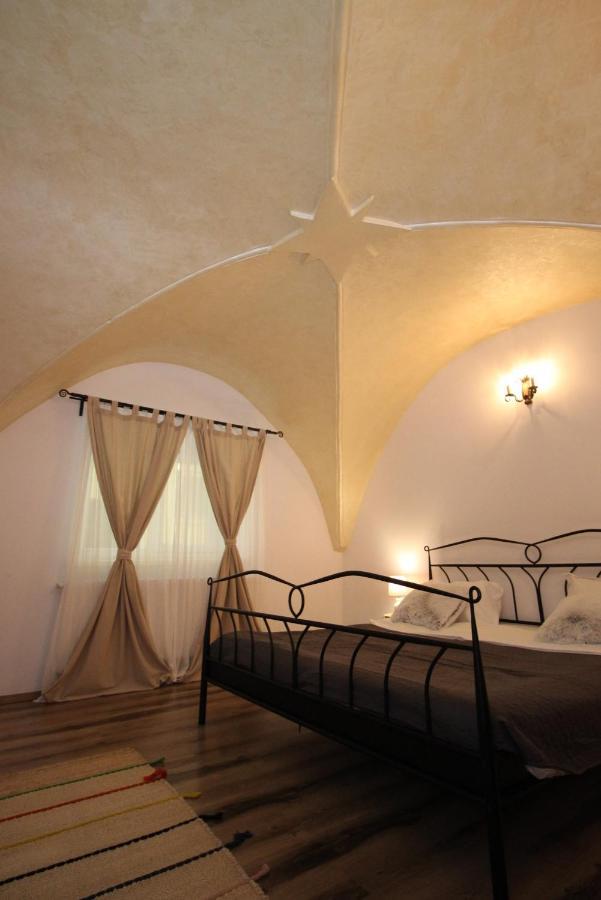 Gothic Apartment Brasov Exterior photo