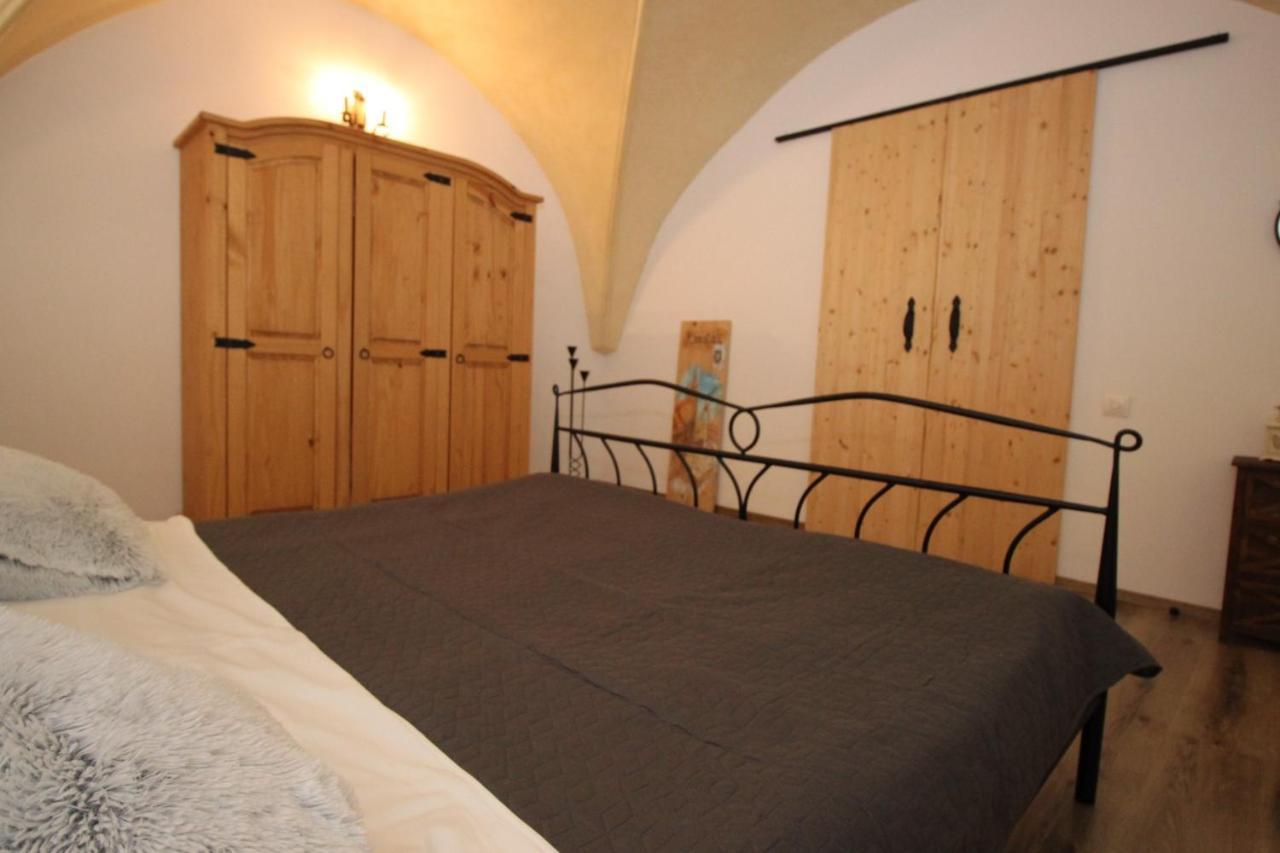 Gothic Apartment Brasov Exterior photo
