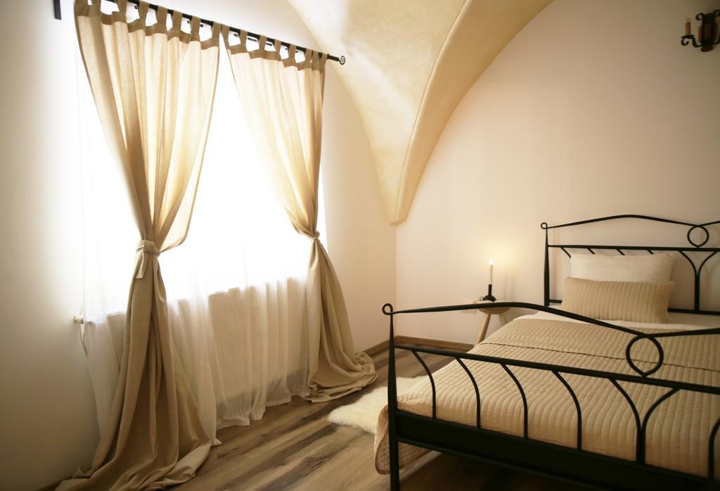 Gothic Apartment Brasov Exterior photo