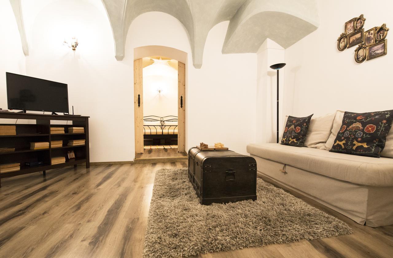 Gothic Apartment Brasov Exterior photo